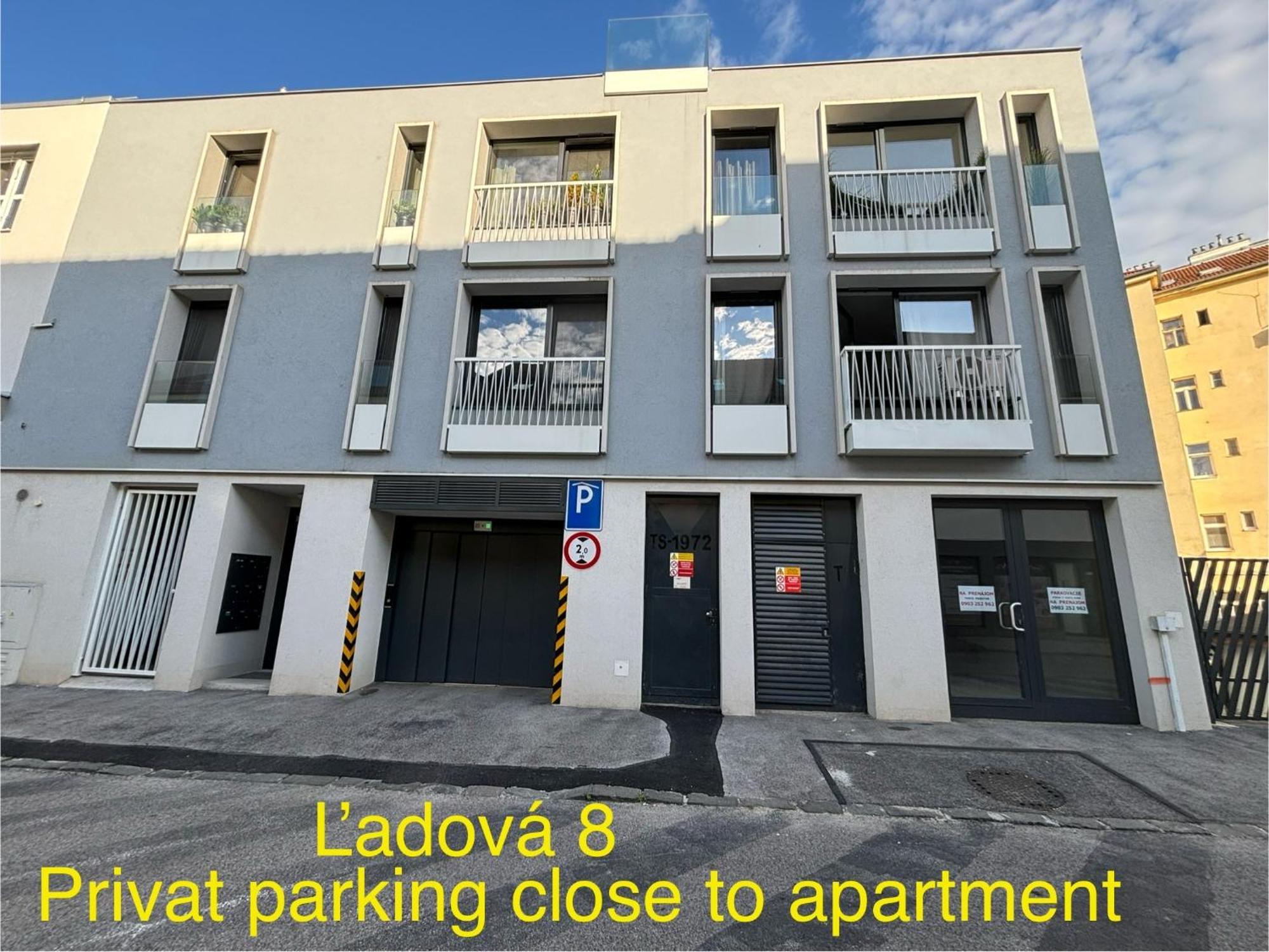 New Apartment 6 - Self Check In, Free Parking Bratislava Ngoại thất bức ảnh